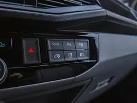 Volkswagen Caravelle thumbnail 27