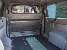 Volkswagen Caravelle thumbnail 42