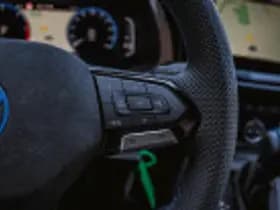 Volkswagen Caravelle thumbnail 68