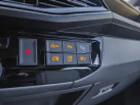 Volkswagen Caravelle thumbnail 79