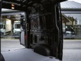 Volkswagen Crafter thumbnail 37