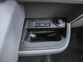 Volkswagen Transporter thumbnail 25