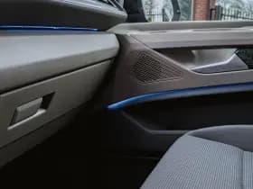 Volkswagen Multivan thumbnail 111