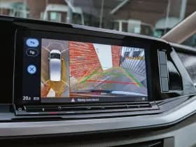 Volkswagen Multivan thumbnail 24