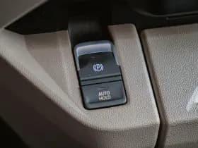 Volkswagen Multivan thumbnail 29