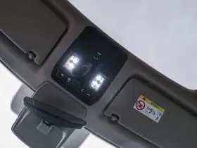 Volkswagen Multivan thumbnail 33