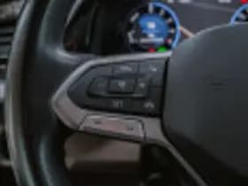 Volkswagen Multivan thumbnail 64