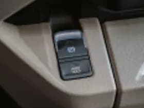 Volkswagen Multivan thumbnail 75