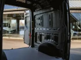 Volkswagen Crafter thumbnail 38