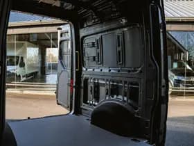 Volkswagen Crafter thumbnail 97