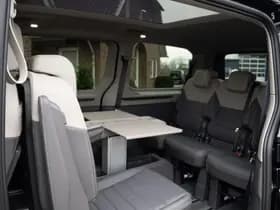 Volkswagen Multivan thumbnail 22