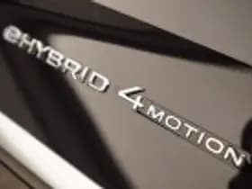 Volkswagen Multivan thumbnail 36