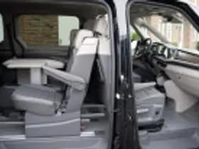 Volkswagen Multivan thumbnail 40