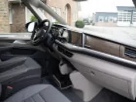 Volkswagen Multivan thumbnail 43