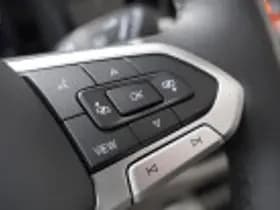 Volkswagen Multivan thumbnail 53