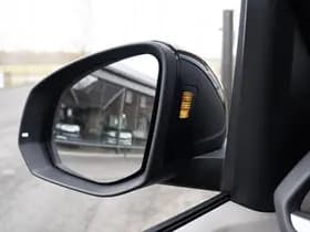 Volkswagen Multivan thumbnail 68