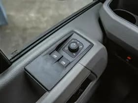 Volkswagen Crafter thumbnail 21