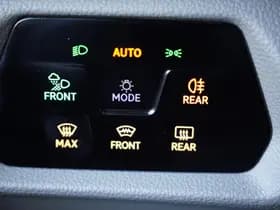 Volkswagen Multivan thumbnail 15