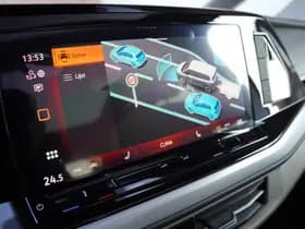 Volkswagen Multivan thumbnail 16