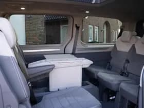 Volkswagen Multivan thumbnail 23