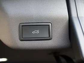 Volkswagen Multivan thumbnail 27