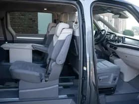 Volkswagen Multivan thumbnail 5