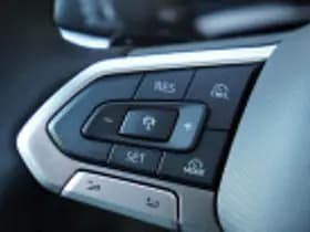 Volkswagen Multivan thumbnail 47