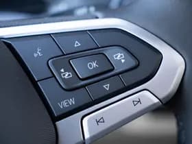 Volkswagen Multivan thumbnail 69