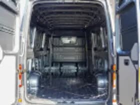 Volkswagen Crafter thumbnail 24