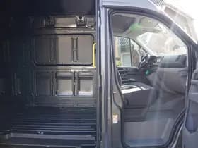 Volkswagen Crafter thumbnail 38