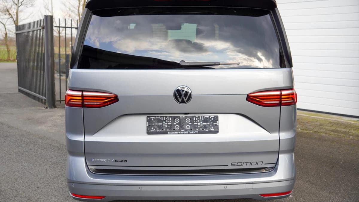 Volkswagen Multivan — foto 1