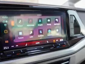 Volkswagen Multivan thumbnail 15