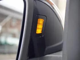 Volkswagen Multivan thumbnail 25