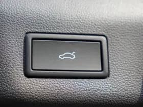 Volkswagen Multivan thumbnail 32