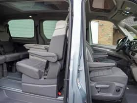 Volkswagen Multivan thumbnail 5