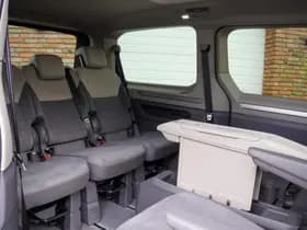 Volkswagen Multivan thumbnail 6