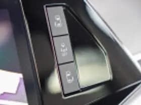 Volkswagen Multivan thumbnail 59