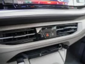 Volkswagen Multivan thumbnail 60