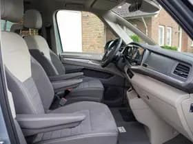 Volkswagen Multivan thumbnail 7