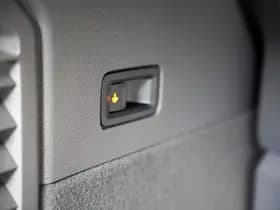 Volkswagen Multivan thumbnail 98