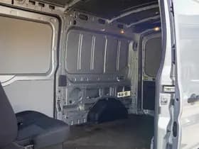 Ford Transit thumbnail 23