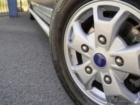 Ford Transit thumbnail 10