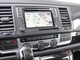 Volkswagen Multivan thumbnail 12