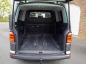 Volkswagen Multivan thumbnail 28
