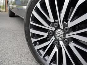 Volkswagen Multivan thumbnail 49