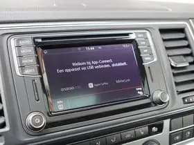 Volkswagen Multivan thumbnail 55