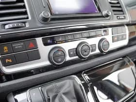 Volkswagen Multivan thumbnail 56