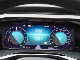 Volkswagen Multivan thumbnail 17