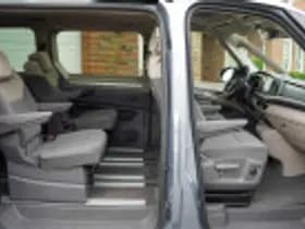 Volkswagen Multivan thumbnail 23