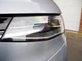 Volkswagen Multivan thumbnail 28